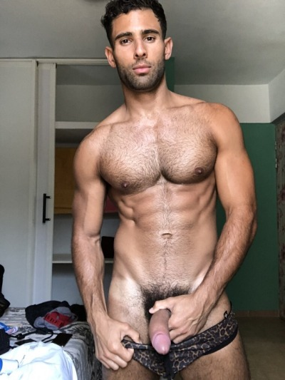 AWorldOfGayMen's tweet photo. https://t.co/bi79tfMsZM