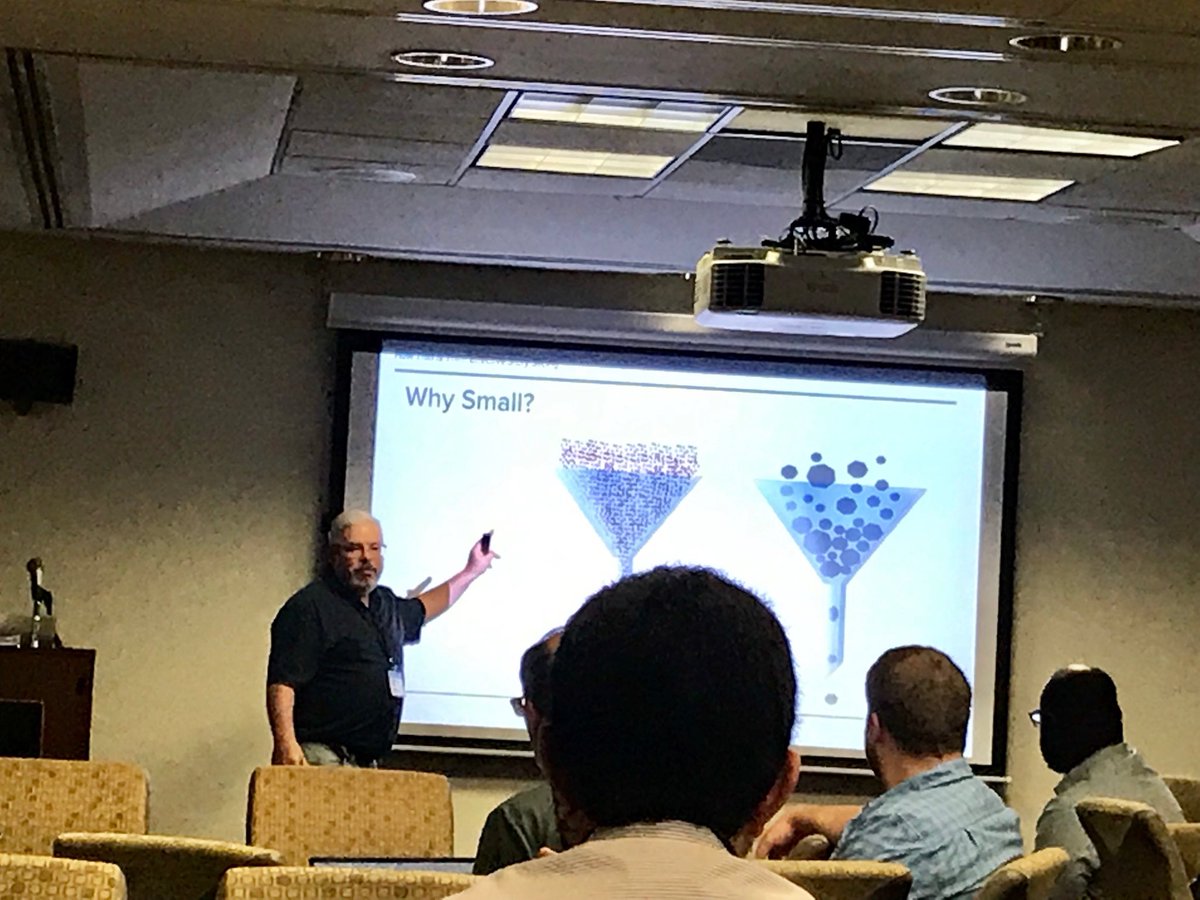 selleithy's tweet image. ⁦@daverooneyca⁩ kicking off his workshop with a great analogy on the benefits of smaller stories. #BetterFlow #AgileDC