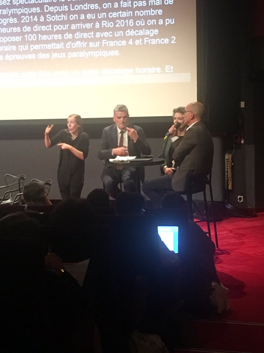 GroupeAudiens's tweet image. @pgolomer et @MarieABernard de @francetvsport ont rejoint @VincentLochmann sur le plateau pour discuter de @Tokyo2020.
Les jeux paralympiques suscitent l’adhésion du public et des journalistes. De belles histoires à raconter! #VivreEnsemble #cultureethandicap #handicapemploi