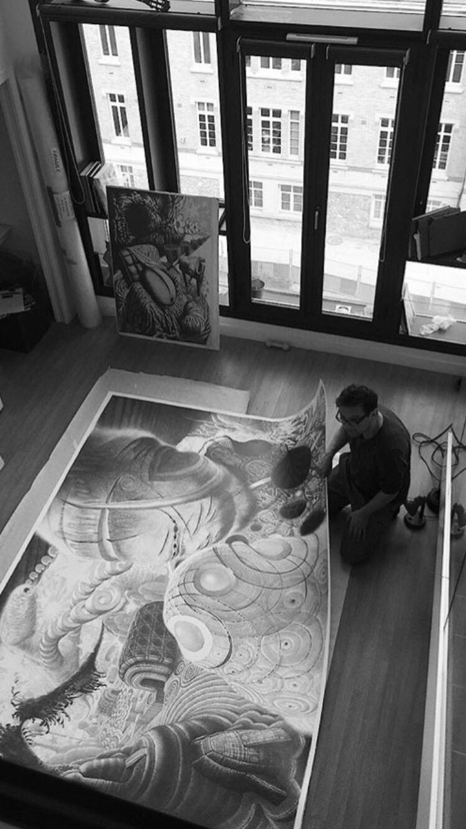 iress_v's tweet image. Mon père c’est un monstre du crayon regardez .. un crack