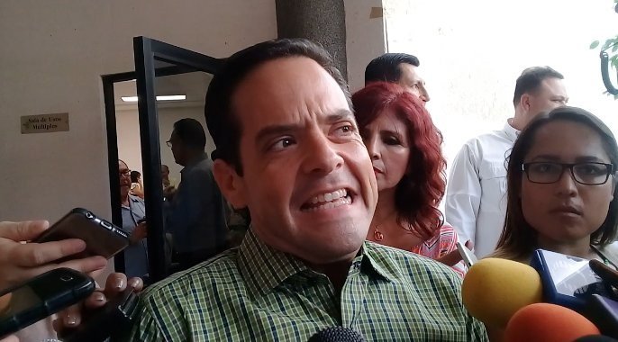 DiosClimaHillo's tweet image. Yo cuando me avisan que la mitad de mis seguidores tienen carro chueco.