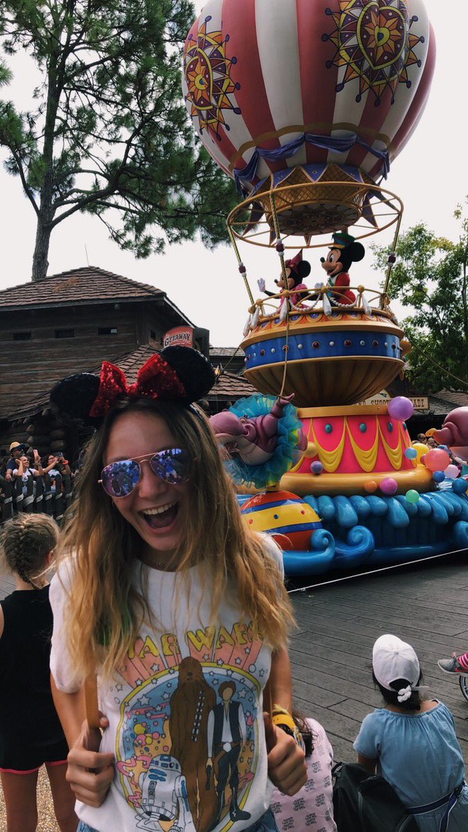 _KristinMartin's tweet image. dreams DO come true. I love our weekend trips #trip3 #WDWAP