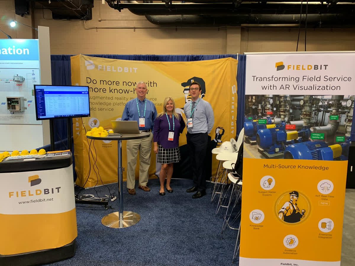 Fieldbit_AR's tweet image. We&apos;re so excited to be in Nashville at the Emerson Global Users Exchange.

#fieldbit #nashville #EmrEx #EE365