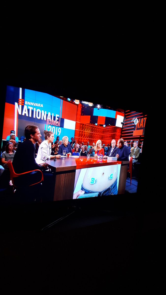MarietCellarius's tweet photo. Robin Koops bij DWDD!! #inreda #kunstmatigealvleesklier https://t.co/0uDELD0fpI