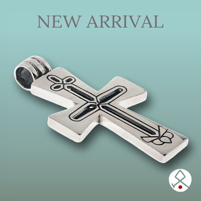 Sterling Silver Byzantine Latin Large Cross Pendant with Openwork Motifs. Check out the link for more details.

culturetaste.com/3368-sterling-…

#cross #crosspendant #largecross #byzantine #byzantinecross #silvercross #finejewelry #finependant