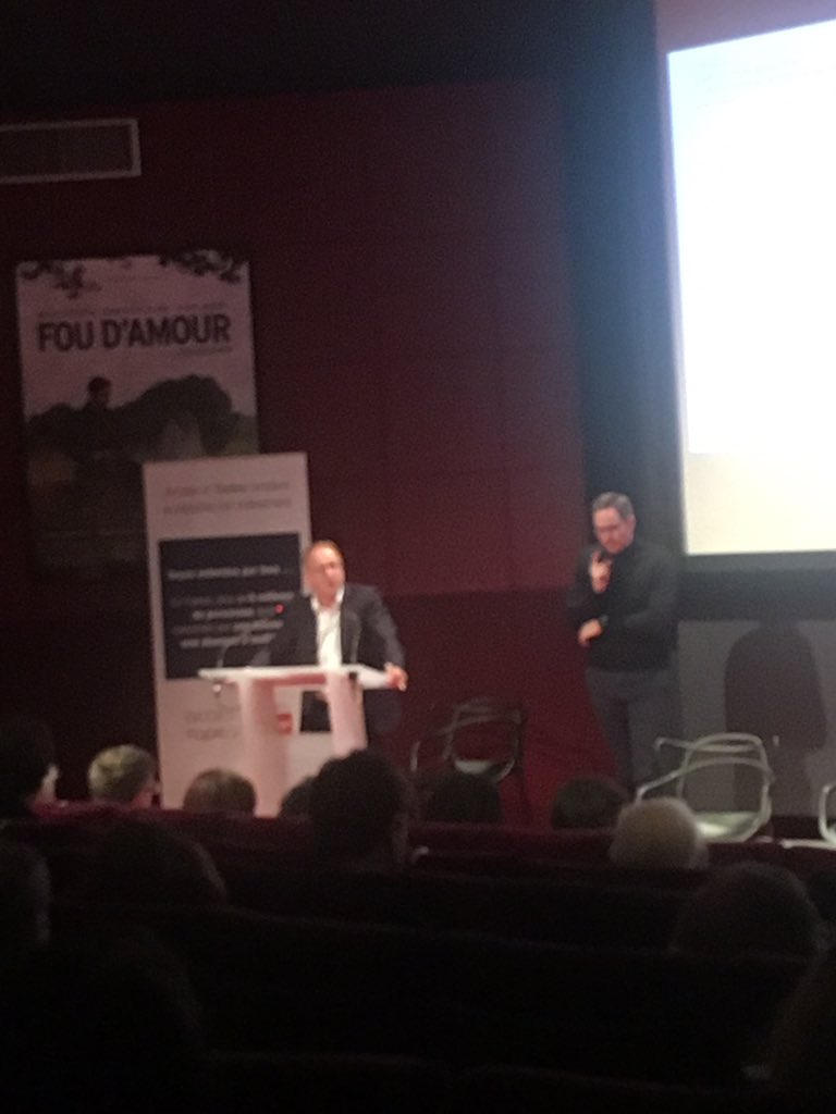 GroupeAudiens's tweet image. Au tour de @HDefoy de l’@Agefiph_ d’intervenir après la diffusion d’une vidéo de chant signeur. #VivreEnsemble #cultureethandicap #handicapemploi