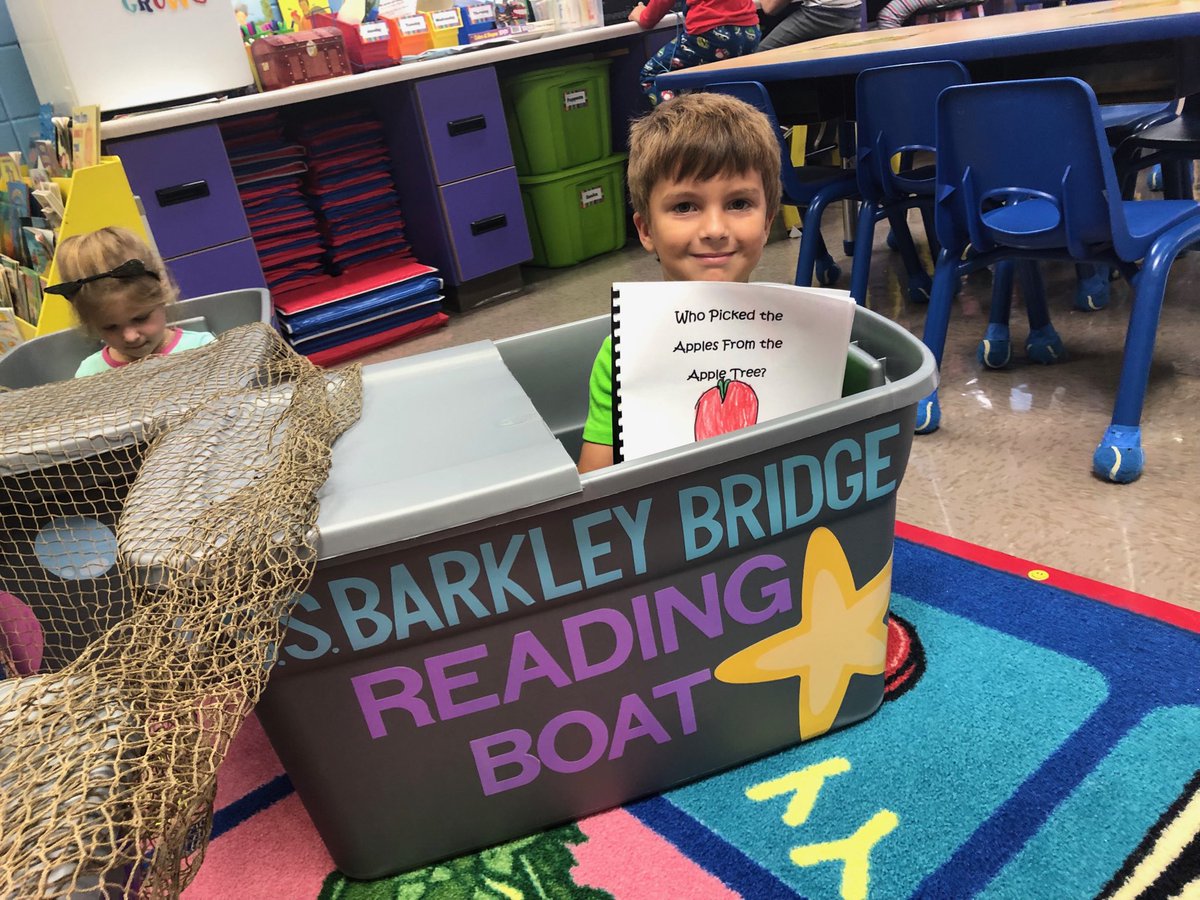 PamSmith23's tweet photo. Check out these cuties in our Barkley Bridge Reading Boats! https://t.co/9SGxK4FMzX
