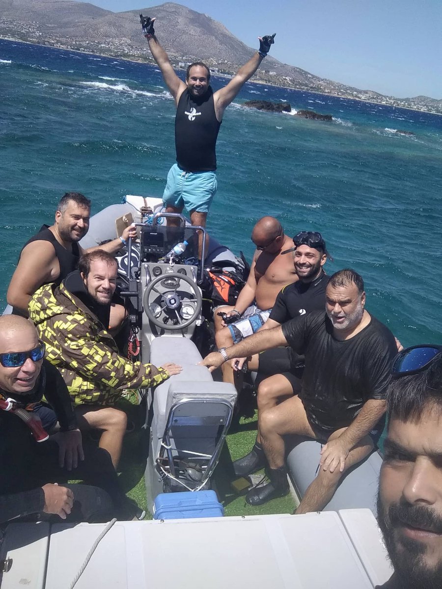 diving_seals's tweet photo. Loving our boat diving trips!!!!
#diveingreece #greekislands #summeringreece #divinglife #padischool #padidivecenter #scubadivinginathens #scubadiving #scubaworld #scubalife #diverslife https://t.co/W4EJVwZwCZ