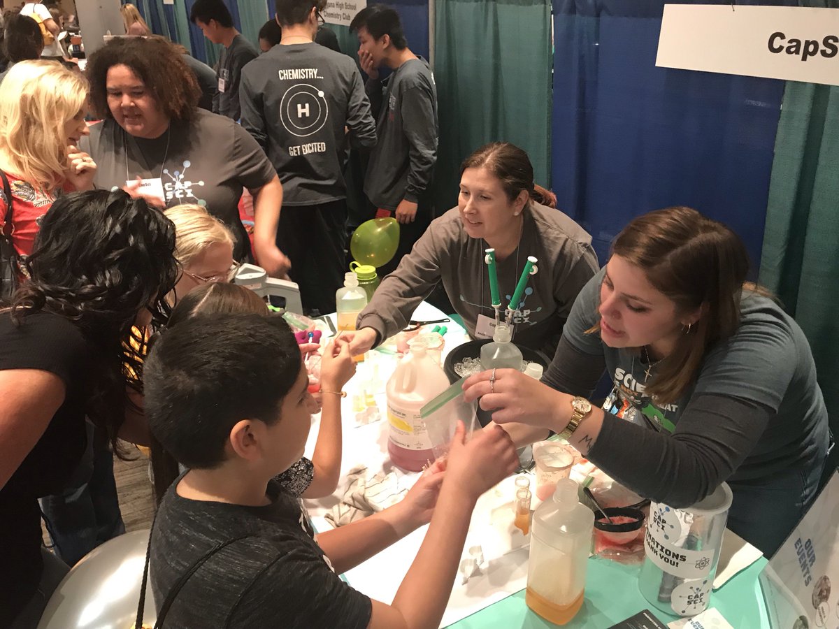 CapSciNY's tweet photo. Thank you to all those that visited us at the Back To School Expo, and welcome to any new friends who we met and joined our FB page! We believe we help over 225 kids (age 3-16!) extract #DNA from #strawberries! #kidslovescience #STEM #experiment #miniscientists #CapSci https://t.co/396pTP0tTV