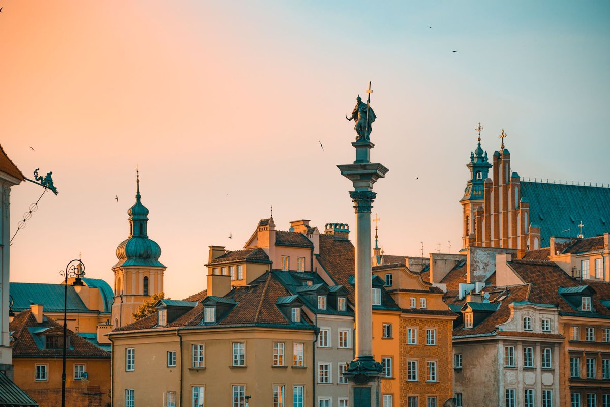 the_iapp's tweet photo. Polish #DPA issues PLN$2.8M fine for #GDPRviolation (via @DailyDashboard) https://t.co/wcxsrJSXyP https://t.co/Bl63NVdprd