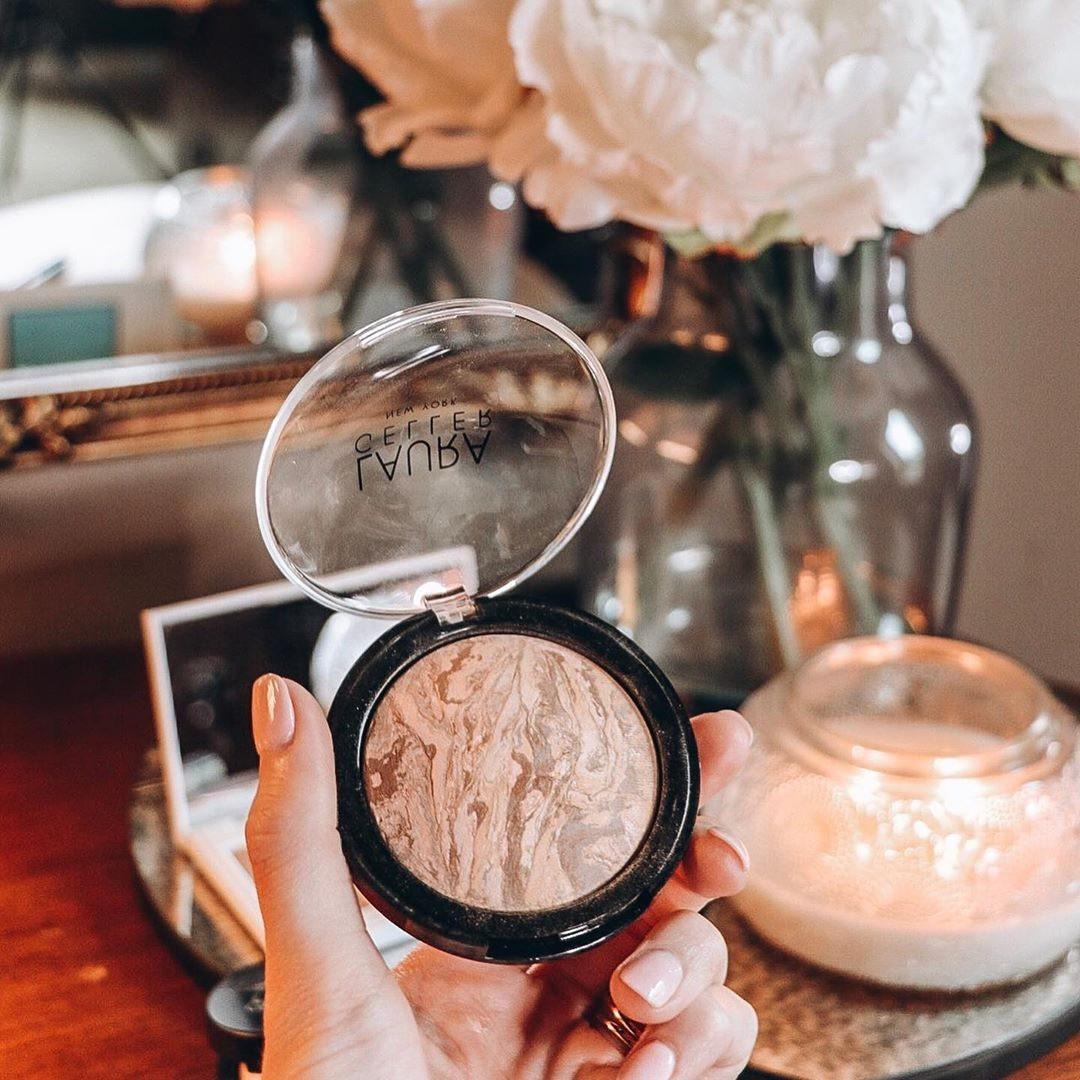 "Achieving a pretty summer glow has never been easier with the Balance-n-Glow from @lauragellerbeauty! This line is amazing and the colors are gorgeous!" - @mrs.britnyrobinson ✨💋 

#lauragellerbeauty #keepglowing #summerglow #motd
