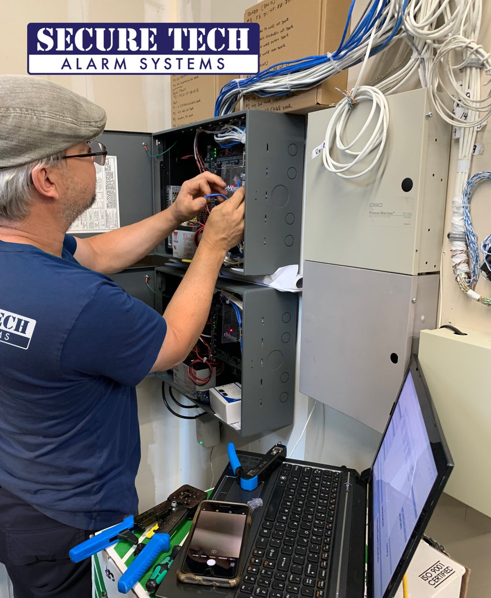 securetechalarm's tweet image. Our experienced wiring tech is setting up a swipe card system.
___
Get your business connected with Secure Tech Alarms.
___
SecureTechAlarms.ca #SecureTech #office #SmartBusinessSecurity   #security #peaceofmind #smartoffice #safebusiness #officeautomation #control