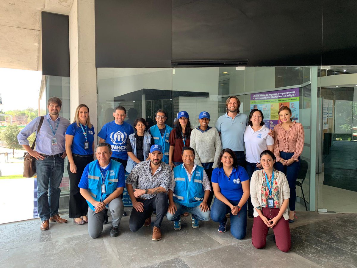 UNHCRCanada's tweet photo. Thank you to our @ACNURAmericas colleagues in Mexico 🇲🇽 for your hard work &amp; advocacy for those fleeing from the North of Central America (🇸🇻 🇬🇹 🇭🇳). Proud to be working together to better the lives of millions of vulnerable refugees/asylum-seekers. https://t.co/PnwP8mGuy2