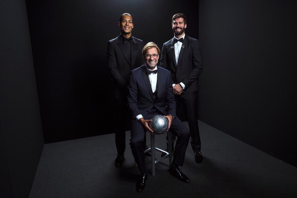 1LFCNigeria's tweet photo. #TheBestAwards #PepperDemGang #TheWall #TheRoadBlock and #TheGenius #LFC #YNWA your #MCM could never. @lfc @VirgilvDijk @Alissonbecker #Klopp #LiverpoolFC https://t.co/0dRksd7rTe