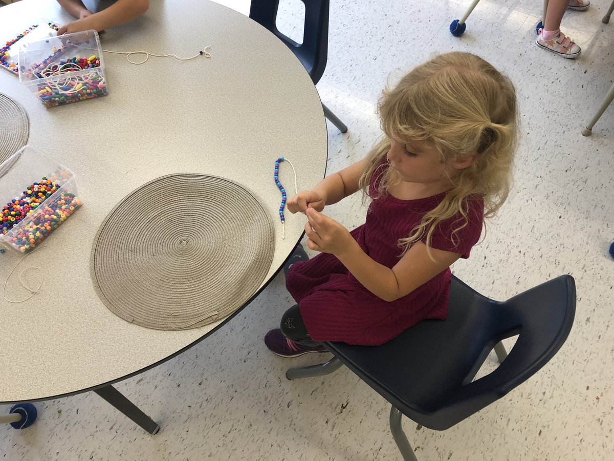 Grade1Matheson's tweet photo. Busy in math centres! We’re focusing on creating, extending, and naming our patterns. We’re even making a class pattern book! Ask your child what center they worked in today. https://t.co/m447U8Gnx5