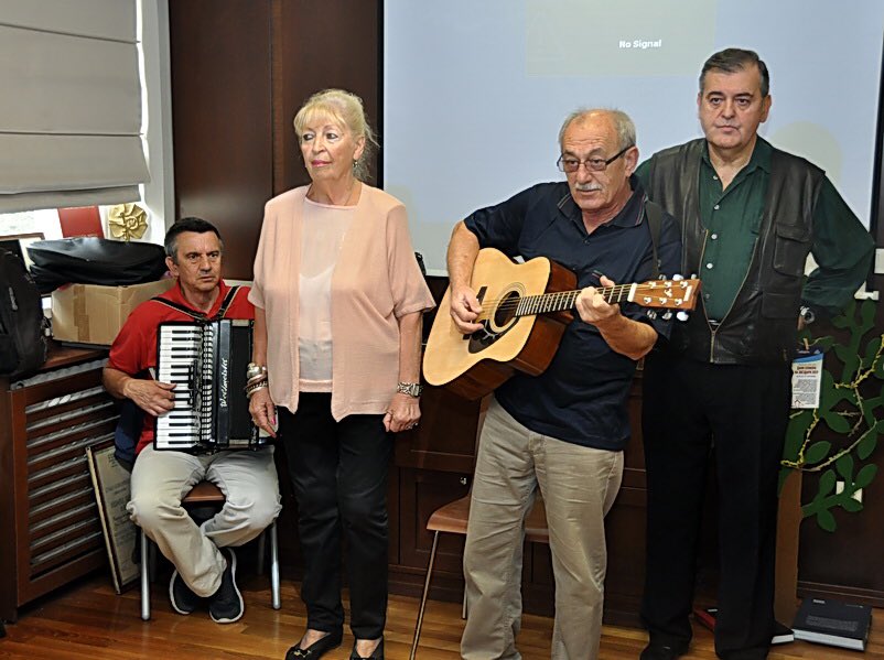 GOZvezdara's tweet photo. Манифестација „Дани сениора на Звездари“ свечано је отворена.
Отварајући манифестацију председник ГО Звездара @m_ignjatovic је истакао да ће се Општина и даље трудити да буде сервис грађана и да ће увек бити спремна да пружи помоћ и подршку најстаријим суграђанима. 
#Zvezdara https://t.co/9A2V6KRaEO