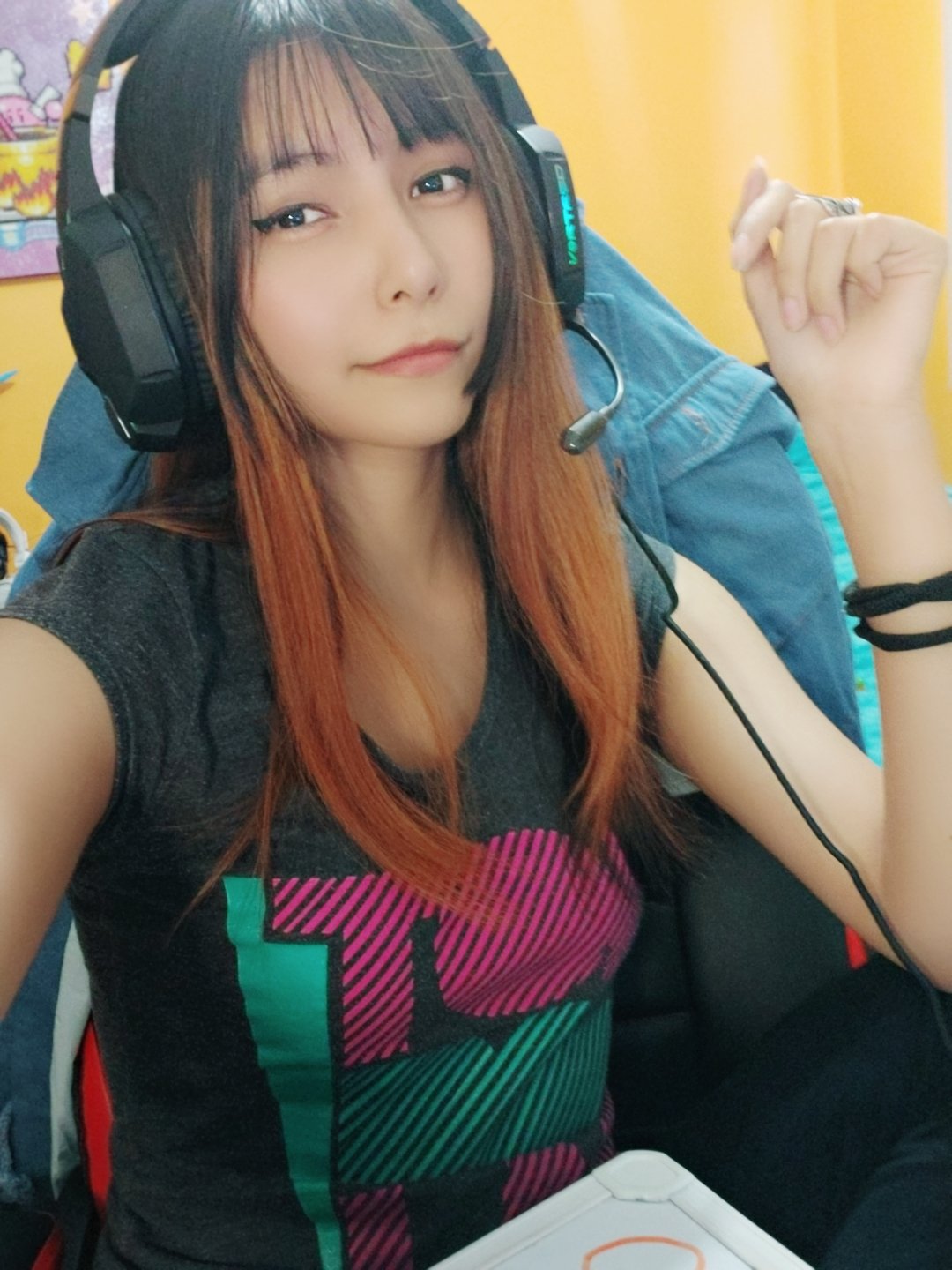 TW Pornstars - Ary Vilchis. Twitter. los estoy esperandoooooo . 11:02 PM - 23 Sep 2019