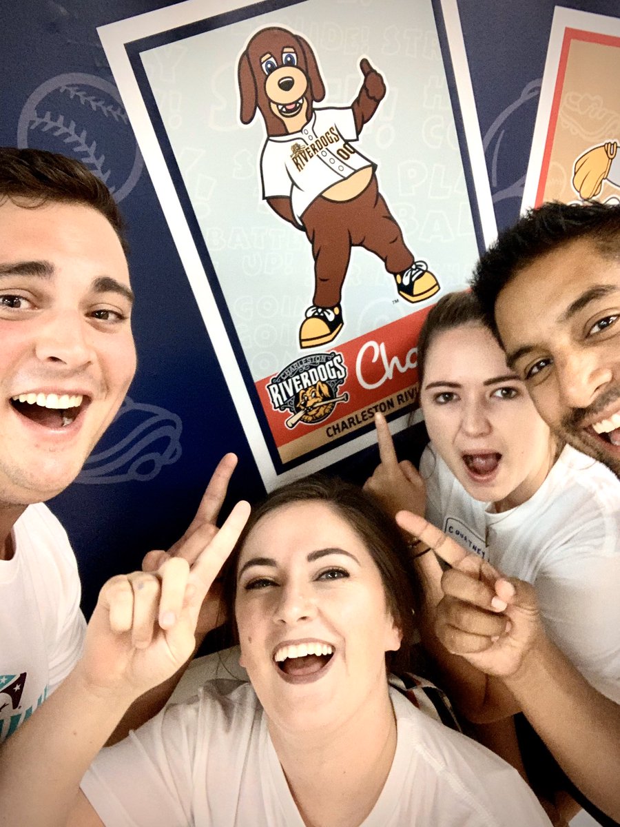 CharlieRiverDog's tweet photo. Catch me in El Paso! I made the Kids Club wall at the Armed Forces YMCA! 🐶🐾

#MiLBIS | @MiLBSpEvents https://t.co/MnLFGvW1RI