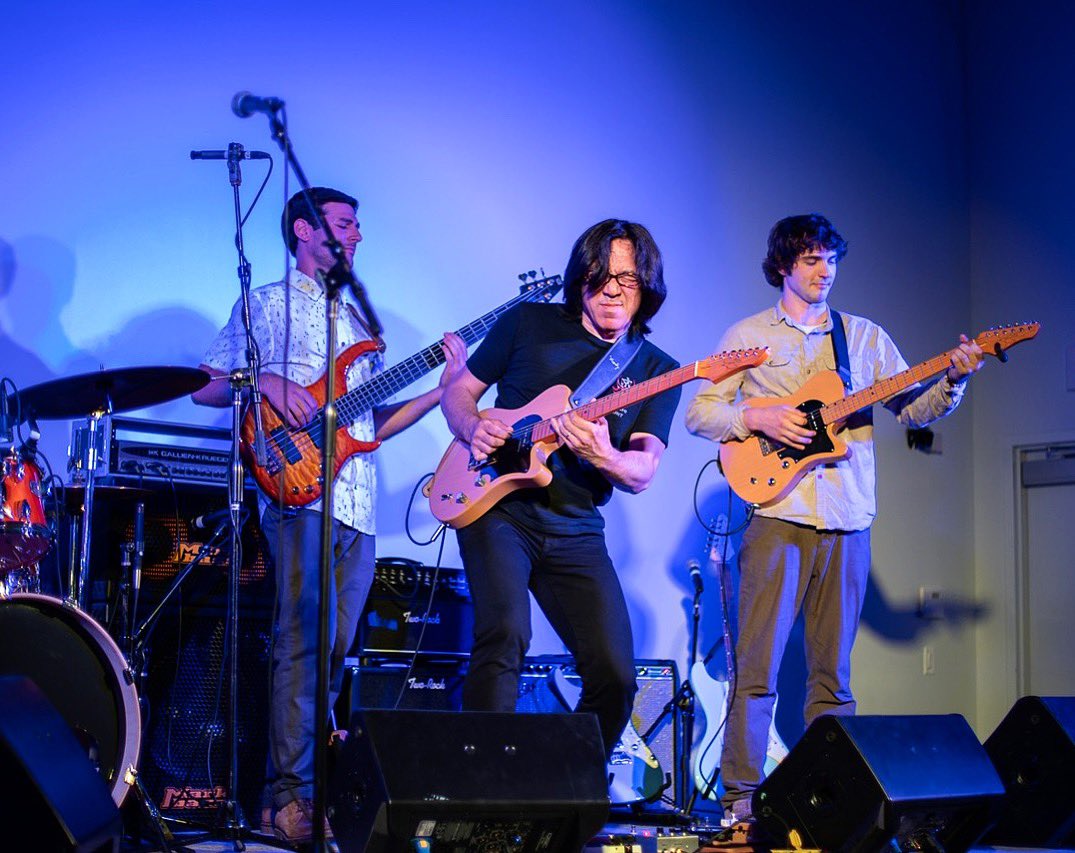 You can almost feel that bend!

<a href="/TheClockReads/">The Clock Reads</a> <a href="/TomoJustFunky/">Tomo Fujita</a> #Tomo #GuitarMaster #TheClockReads #TomoFujita #JohnPageClassicGuitars #Funk #Bend #ForeverGuitar #Guitars #Jam #Rock #GuitarLife #Guitar #Guitarist #Music #ElectricGuitar #JPC #PlayGuitar #JohnPageClassic #RockOn⁠