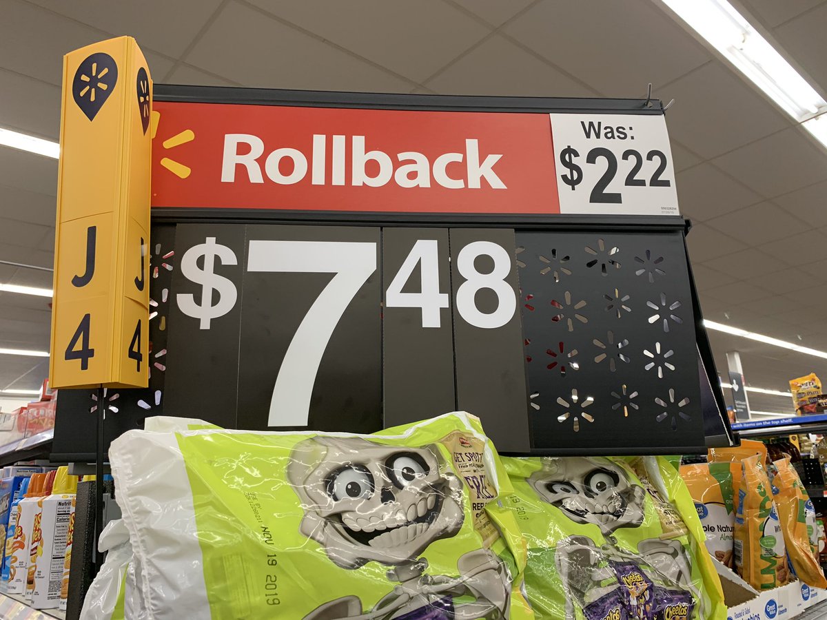 ClineNorthwest's tweet photo. #walmart rollback sign in Littleton, Colorado #walmartrollback https://t.co/EP0ClAlaTn