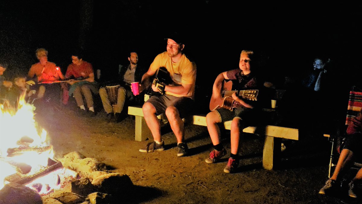 karenbronsard's tweet image. Un autre méchoui réussi! Notre tradition: aux 2 ans on solidifie l'esprit d'équipe, on rencontre nos familles et on se fait une bonne bouffe. Un gros merci au comité organisateur et tous ceux/celles qui ont contribué au succès de la journée! Prochain rdv: 2021! #CCCOT