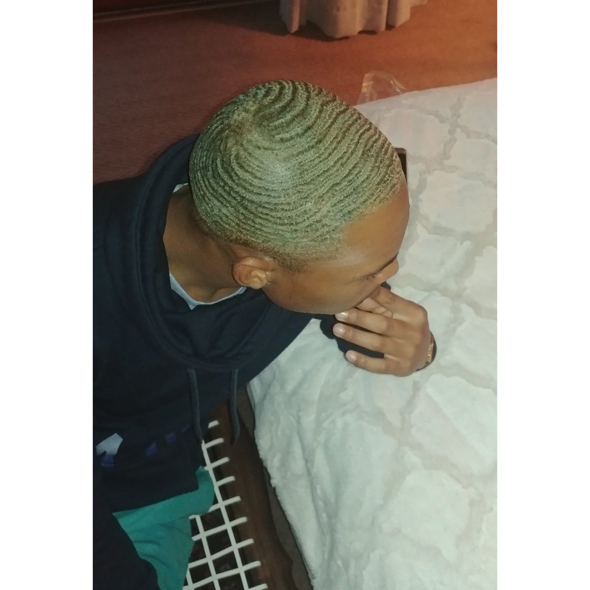 Kezley3's tweet photo. Okay 😶💚... @misstuhhwaveman @TopWavers @360WaveProcess @global_wavers #360waves #360drip https://t.co/qSsi0G9Ktg