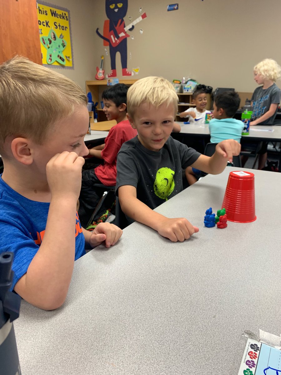 msbreauxsclass's tweet photo. We know how many bears our partner hid in the โcaveโ because we know the parts of four! #decomposingnumbers โฆ@BlackBearkatsโฉ #bearkatbest https://t.co/pVBazvzJ7f