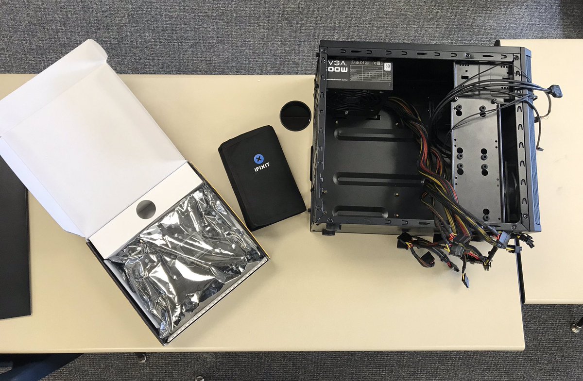 PitTechMHS's tweet photo. Installed power supply #thisisstc @MarysvilleEVSD @lindagordonmhs @BizTechMHS @ThomasRCochran https://t.co/tXbWm93bri