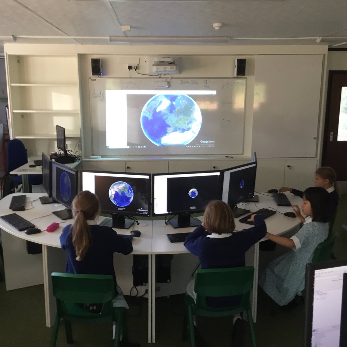 UrsulineYear4's tweet photo. Ursuline Prep Year 4
We had a great time exploring Google Tour Builder and created our own tours on India during our HiImpact workshop today.
#UrsulineY4 #UrsulineComputing https://t.co/EREYImZ0Ly