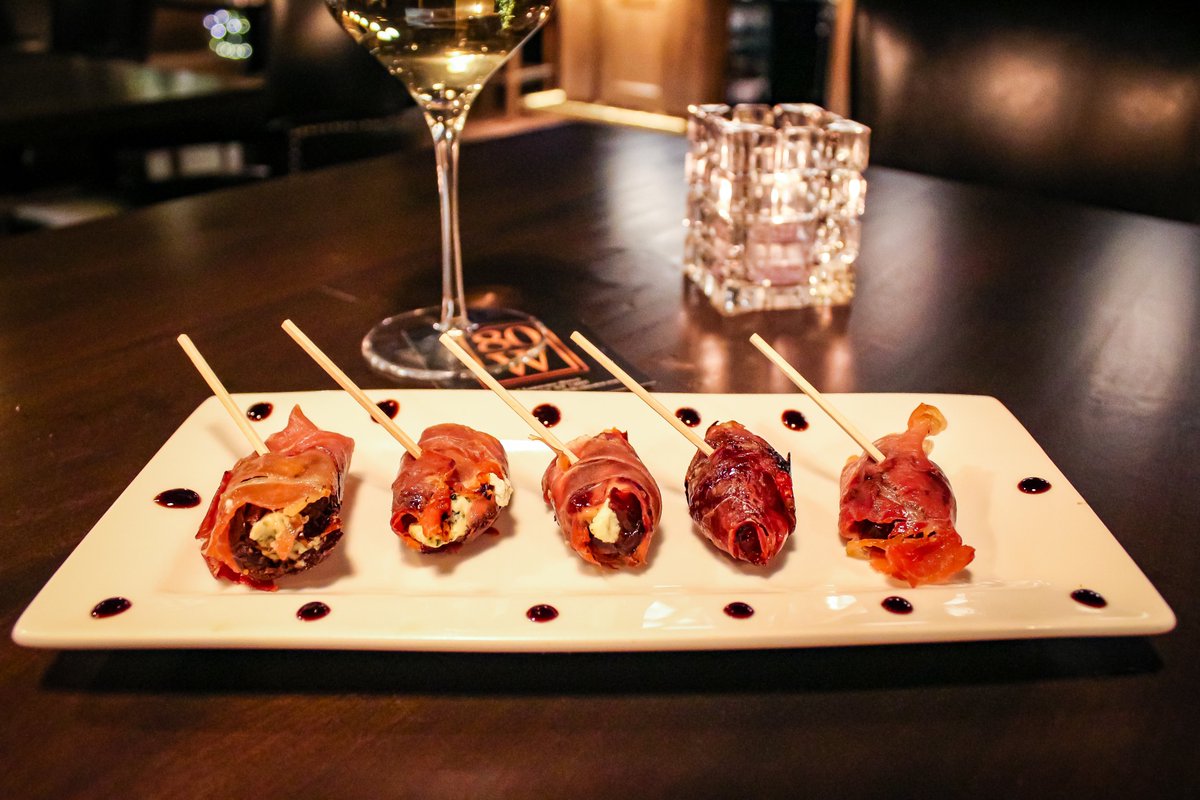 ━𝙗𝙖𝙘𝙠 𝙗𝙮 𝙥𝙤𝙥𝙪𝙡𝙖𝙧 𝙙𝙚𝙢𝙖𝙣𝙙

Our new menu drops tonight to kick off the #FirstDayofFall 🍂 And you'll be happy to know that our Prosciutto Wrapped Dates are BACK!

Check out the full menu here: 80wrochester.com/menus/food-men…