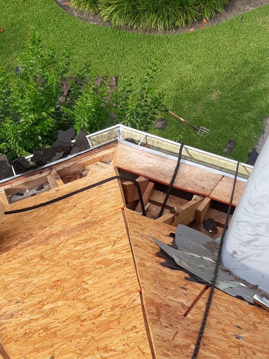 HtRoofing's tweet photo. https://t.co/4pxCbEfEB8

Roofing Disasters and How to Avoid Them https://t.co/ZlW3OIIa0X