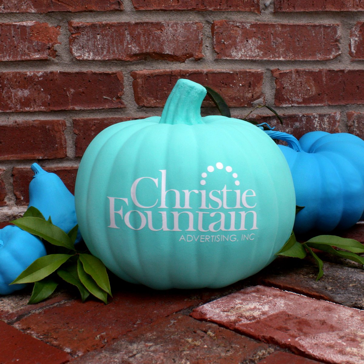 CFAdvertising's tweet photo. Happy fall y'all! #oceansprings #oceanspringsms #coastlife
#mscoastlife #cfacrew #adagency #visitms #secretcoast
#livecolorfully #instagood #instamood #designlife
#agencylife #love #mississippi #smallbusiness #CFA
#firstdayoffall #fall #sweaterweather #autumn #pumpkin https://t.co/NwLDc574hB
