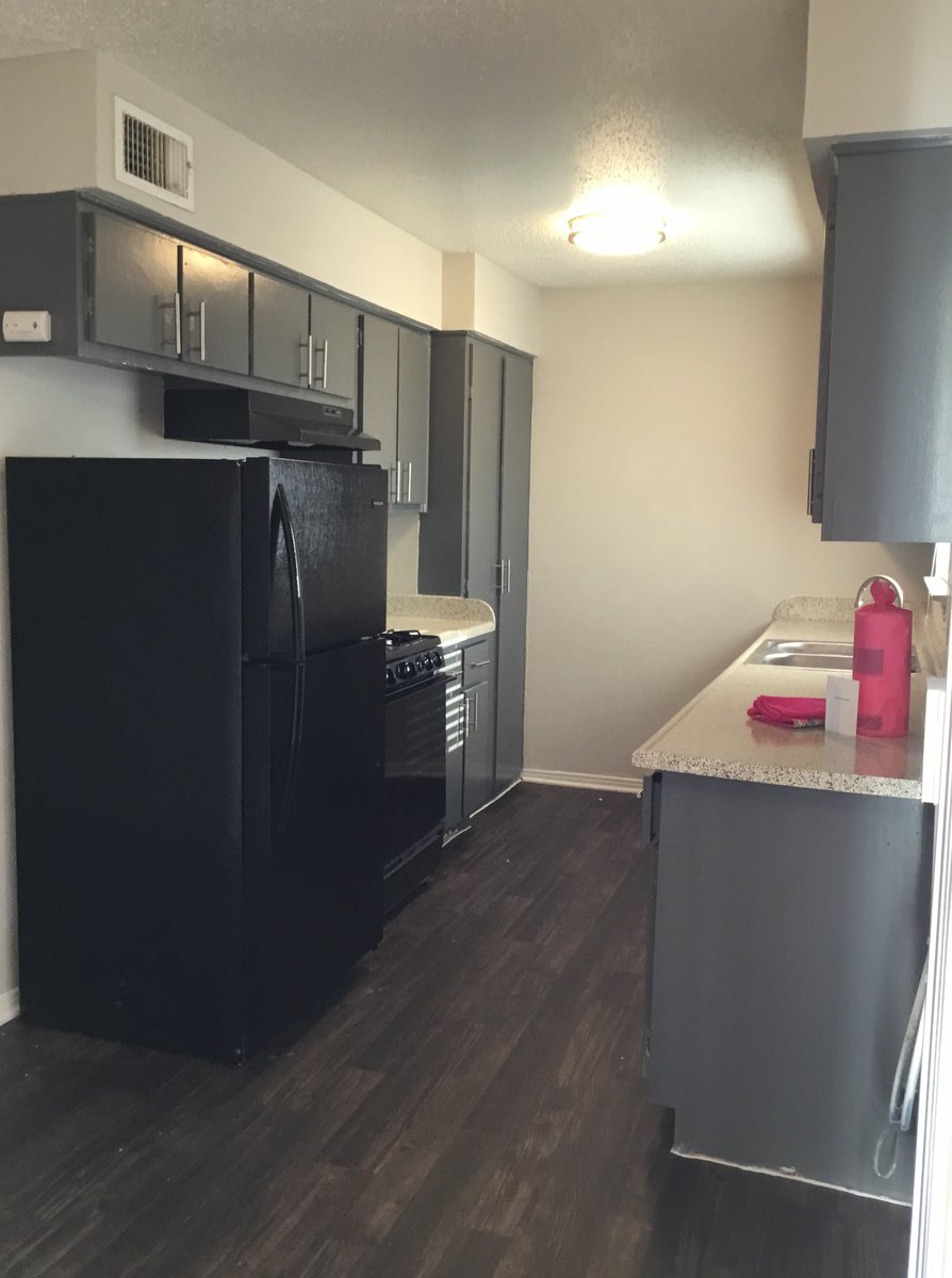 VDSonoma's tweet photo. Come check out our new upgraded  3 x 2 Town homes. Come reserve your new home away from home. Ask about our move in special.  #moveinspecial #VDSonoma #AskforJessica #AskforFelina #AskforSY https://t.co/TiwhlTjRcw