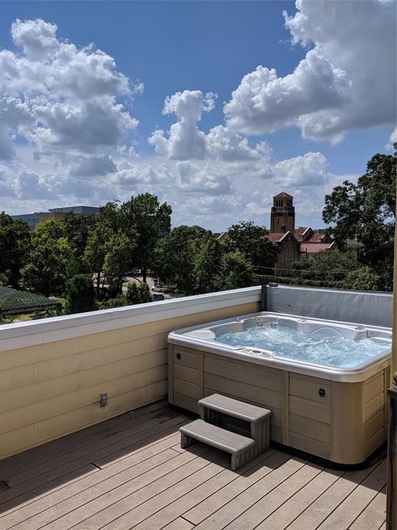 SeraphManor's tweet photo. Check out this lovely home in Houston Midtown with modern finishes and private roof deck w/ hot tub! Renters, this beauty is ready for immediate move in! ☎️ 832-304-4056
https://t.co/vTD0Mx54xg
#Houston #HTown #HoustonRealEstate #GetMovingWithTella #Homes #HTX https://t.co/qGmvhzSQ5b