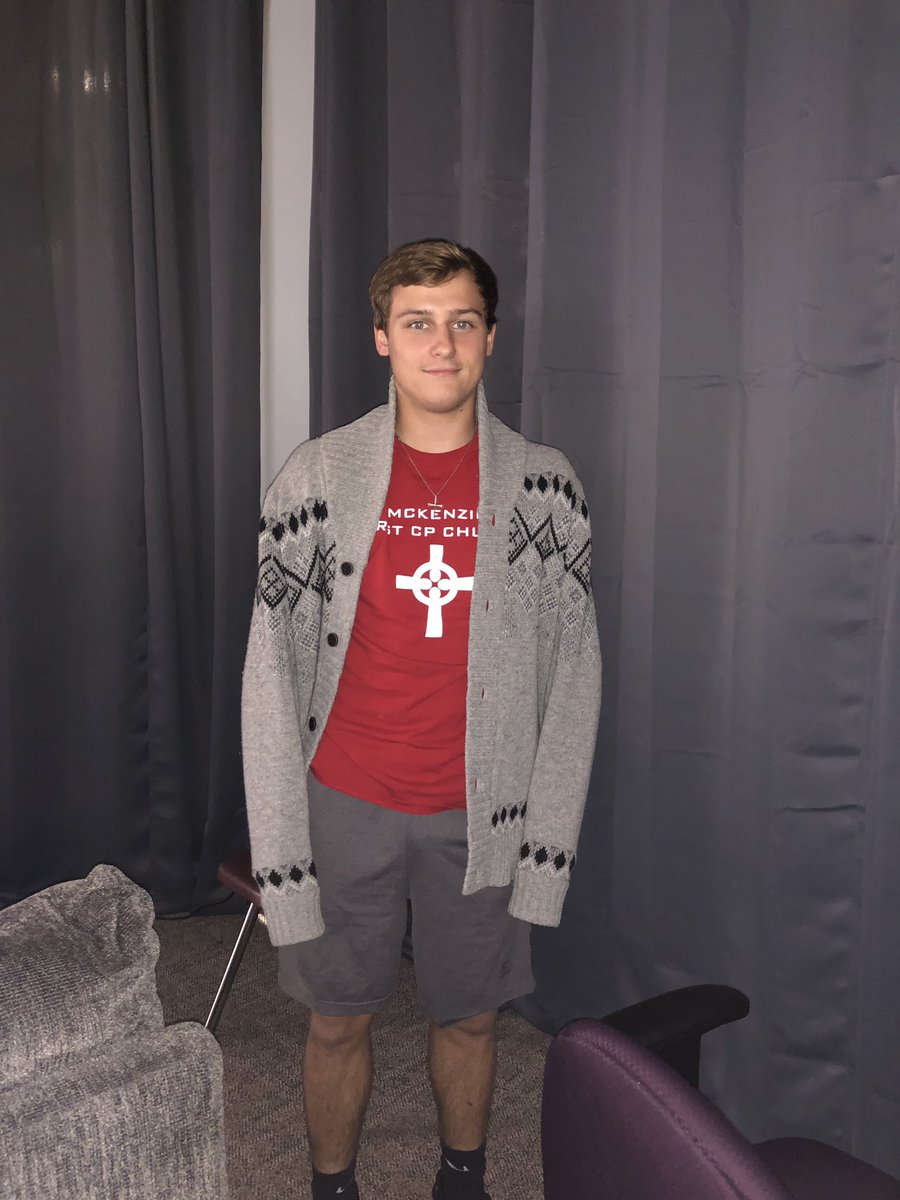 CoachFARWATR's tweet photo. we share all our clothes here at the esports facility! #stdawareness https://t.co/ZR87CoTmLh