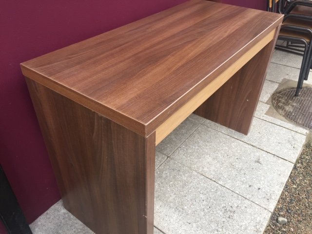 probablyhaveit's tweet image. #ConsoleTable. These narrow modern walnut and oak tables are perfect where floor space is a premium in the hall, living room or bedroom. In great condition, these are ideal for reuse as a hall table or small desk for a study or bedroom.  £40 each. #cookstown