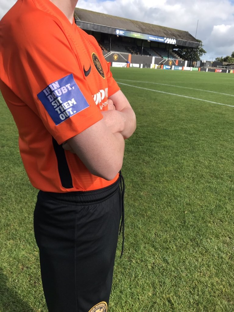 Thanks again to @CarrickRangers tonight sadly the result didn’t go your way.
A club with such a great @CRFCAcademy and so many young players.
Great to see #PlayerWelfare is a priority.
Not worth the risk 👏👏👏👏