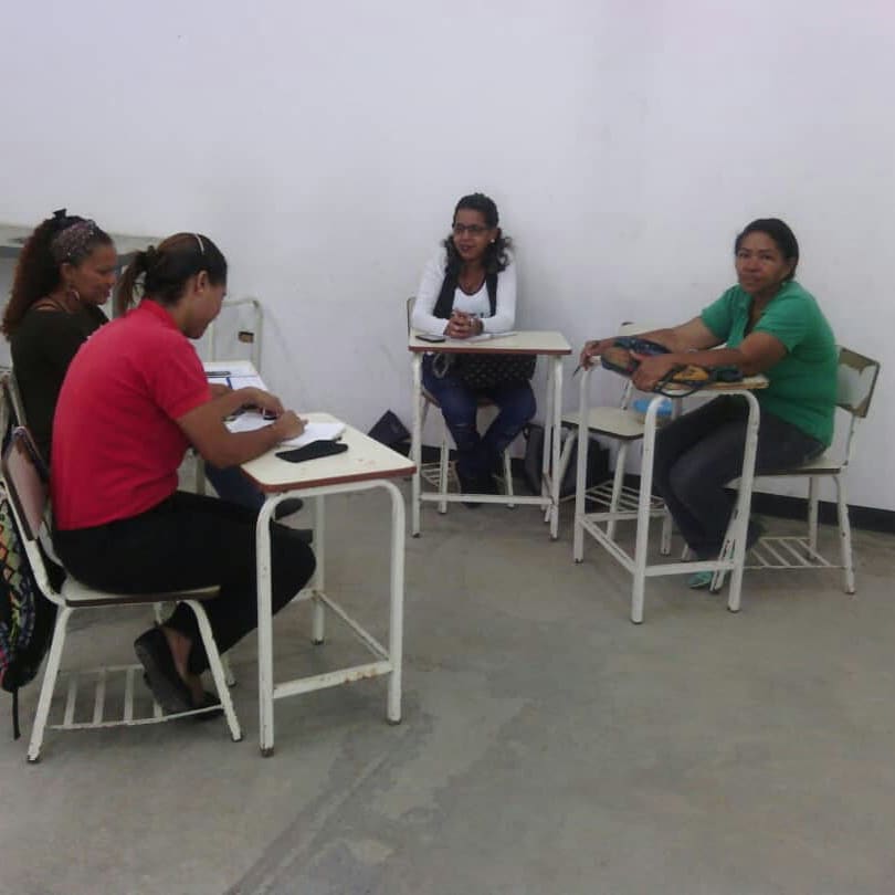 SenadesM's tweet photo. #Futurodepaz #Hectorodriguez  #Hoy 
REUNIÓN ÍNTER INSTITUCIONAL EN MOTIVO DEL REGRESO A CLASES EN LA U.E.E NELZON MANDELA.🛣LUGAR CARRETERA PRINCIPAL OCUMARE-CHARALLAVE, SECTOR JARDINES DE BETANIA. EDO.MIRANDA https://t.co/67oi1ogeNV