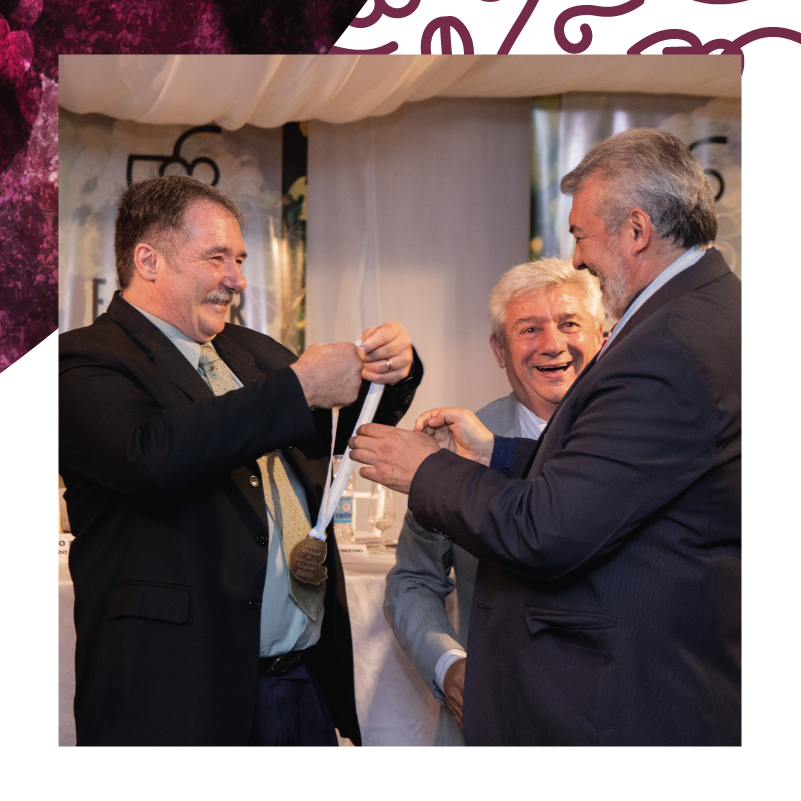 evinor_arg's tweet photo. #Evinor2019 es uno de los eventos más importantes del noroeste argentino. Distintas empresas productoras de vino del país participan de una evaluación con el objetivo de posicionar la región a nivel nacional e internacional como zona de excelencia y distinción vitivinícola. https://t.co/jDznDrQwQt