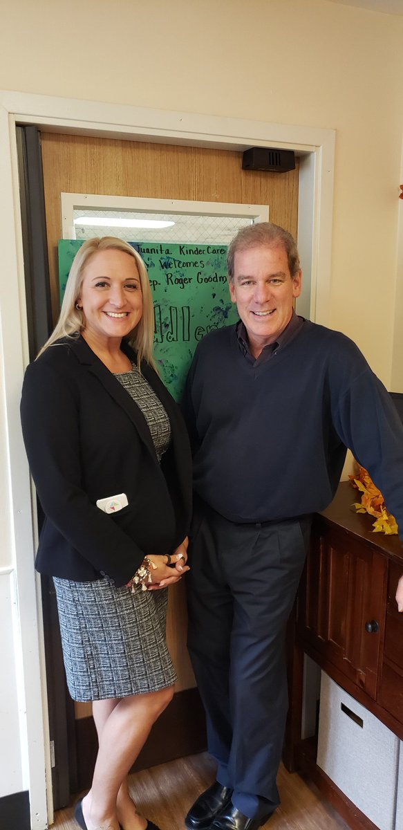 KinderCareGR's tweet photo. Thankful to have @RepGoodman join us today at our Juanita KinderCare in Seattle, WA! Rep. Goodman has been a tireless advocate in the @WAHouseDems for Child Care issues. #ECE #WALeg https://t.co/MvFgZjvAqG