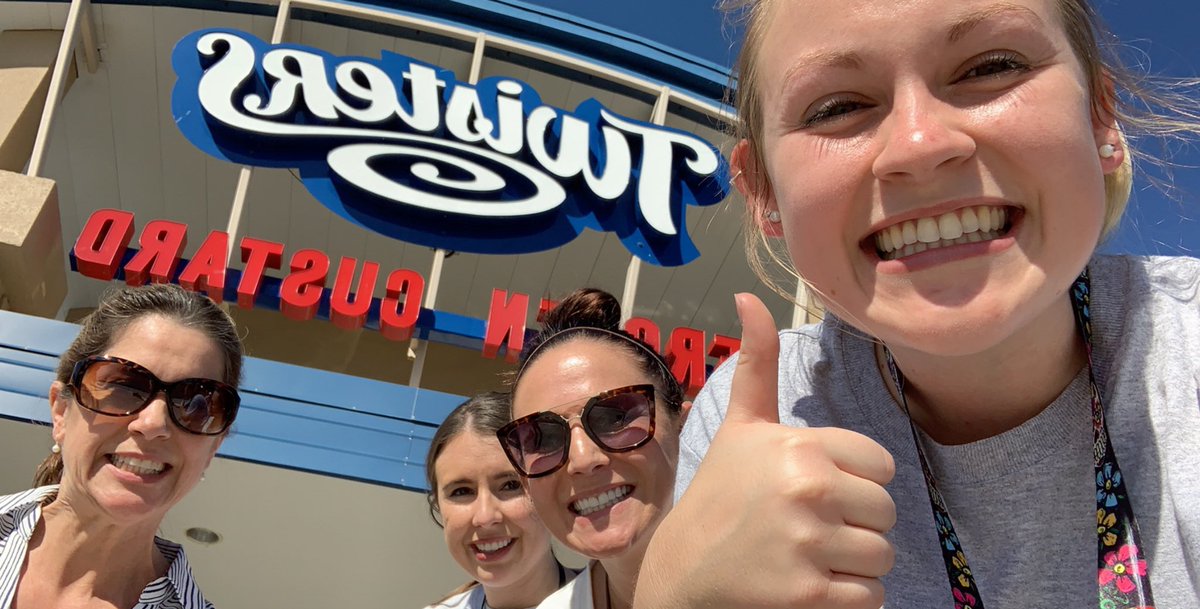 bvKCira's tweet photo. Sweet Treat at Twisters to wrap up our scavenger hunt! @IVEThunderbirds #IVEstaff2k19 https://t.co/VUeLahZ2Fo