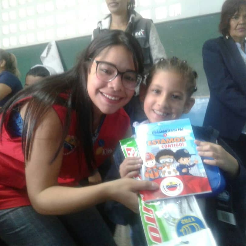 SenadesM's tweet photo. #Futurodepaz #Hectorodriguez  #Hoy 
Aprendo con Prevención en el marco del Regreso a clases lugar UEE TALLER GENERAL RAFAEL URDANETA Calle Jorge Losch Comunidad El Vigía Edo. Miranda https://t.co/UtTpLFnIOZ