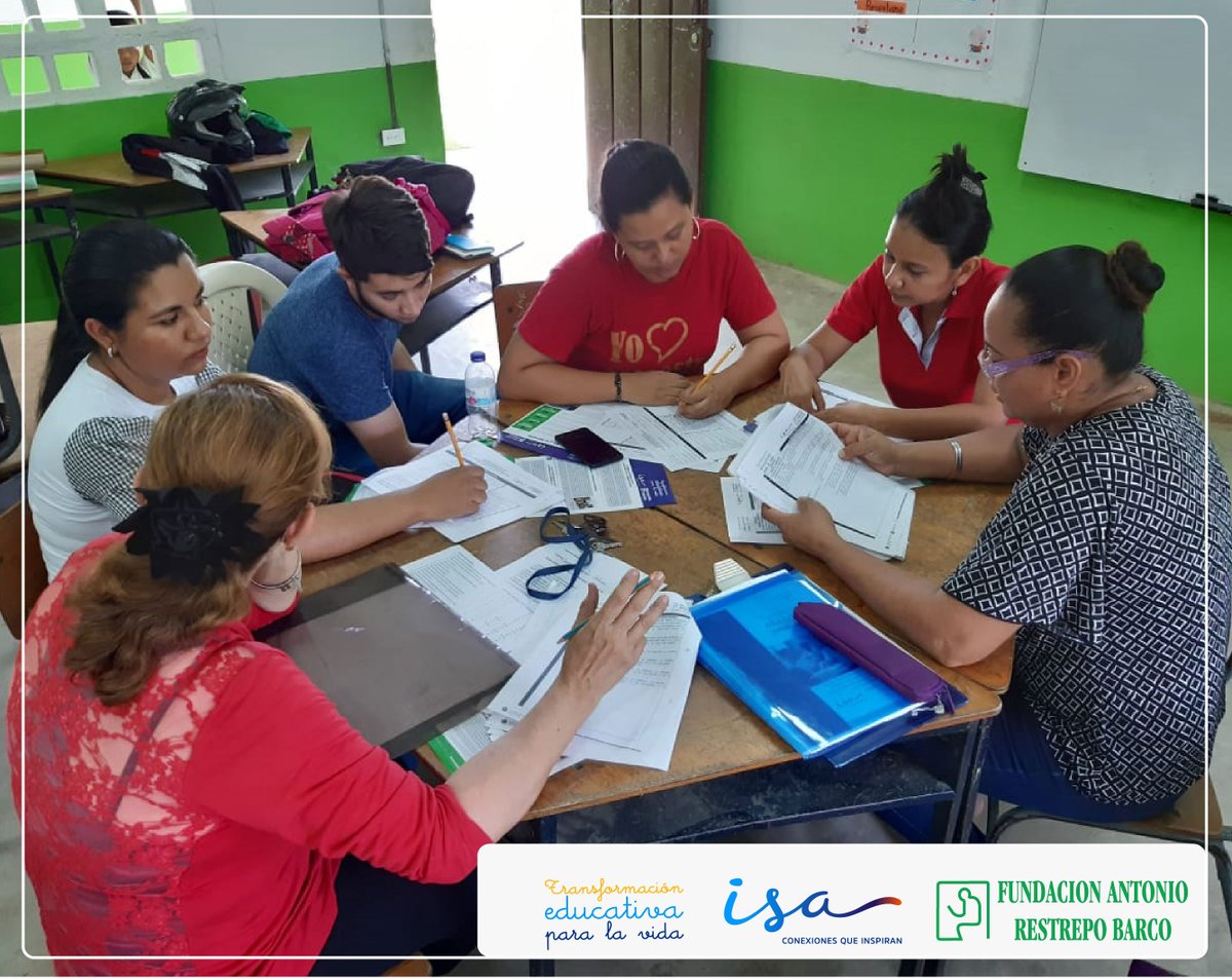 Programa_TEPV's tweet photo. #ProgramaTEPV II Avanzamos en la ruta de la transformación en el Establecimiento Educativo Martinica en #Montería, con el inicio de la fase 4 donde evaluamos los avances de los procesos de sostenibilidad. @ISAConexiones @intercolombia @FRestrepoBarco @monterialcaldia https://t.co/SMQETJNNyV