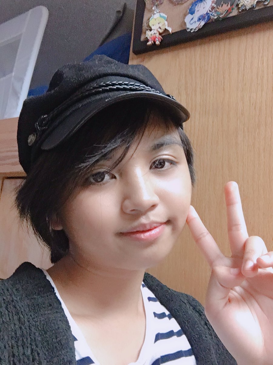 conradluvr69's tweet photo. OH SHIT YALL ITS #BiVisibilityDay !!!hi my name is jona!! im a trans bi dude whos currently a nursing major, but i draw on the side!! https://t.co/DKmeJNIZPy
