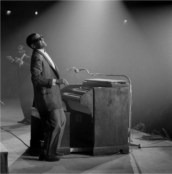 Feliz 89 cumpleaños / Happy Birthday Ray Charles (1930-2004) 