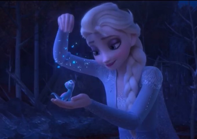 アナ雪2にカメレオンのパスカルやラプンツェルも登場する 完全考察 れんらくちょう