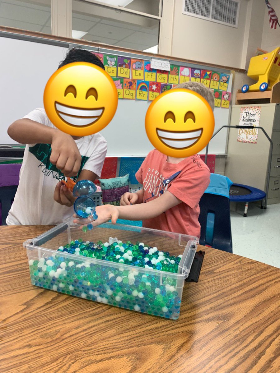 tara_valdez330's tweet photo. @mrskehr Title 1 elementary speech therapist! Also a mama of 2 toddlers! Anything would be a huge help! our focus this year is building communication through sensory boxes! https://t.co/VFCb6A2TPB https://t.co/gnJG4c2L6W