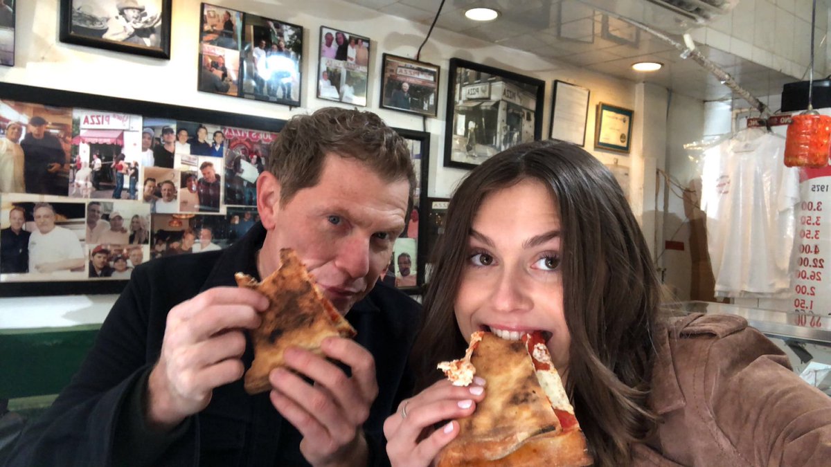 sophieflayabc's tweet image. THIS THURSDAY: Our season finale of #TheFlayList is a little CHEESY🧀🍕! This show was so special, we’re so happy you were able to join us at some of our favorites in NYC! Don’t forget to tune in this Thursday but this time- at 11:00PM on @FoodNetwork! 🍕🍕🍕
