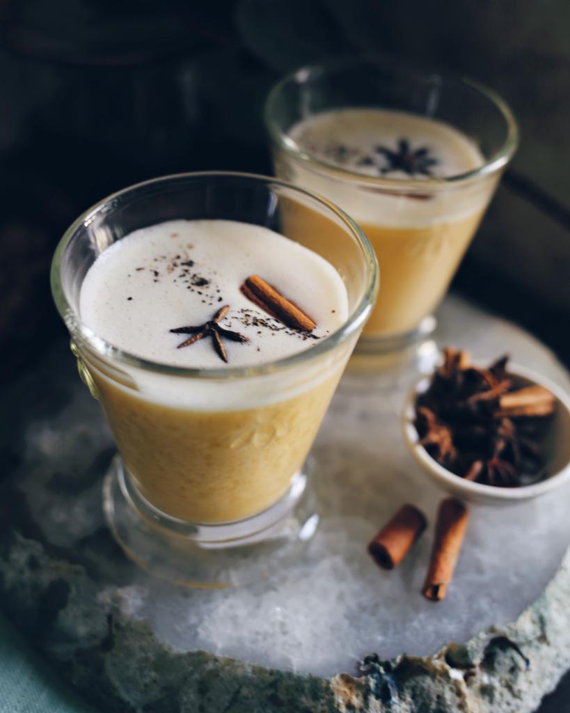 Kick off the start of Fall with this Chai Whiskey Sour by <a href="/dineXdesign/">Dine X Design</a>. bit.ly/2mhIZGd #FirstDayofFall
