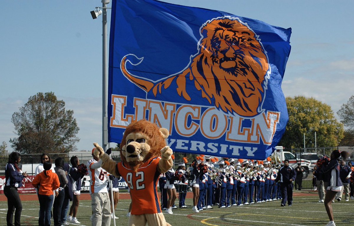 Blessed to receive an offer from Lincoln university!
#feeltheroar <a href="/coachjoshdean/">Josh Dean</a> 
#NationalChristanacademy <a href="/RivalsFriedman/">Adam Friedman</a> @DreKates7